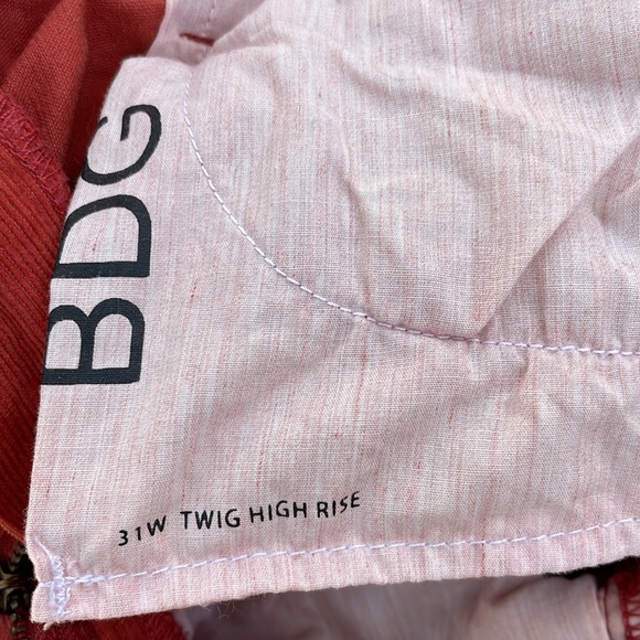 BDG Twig High Rise Corduroy Pants- size 31 - Picture 7 of 7